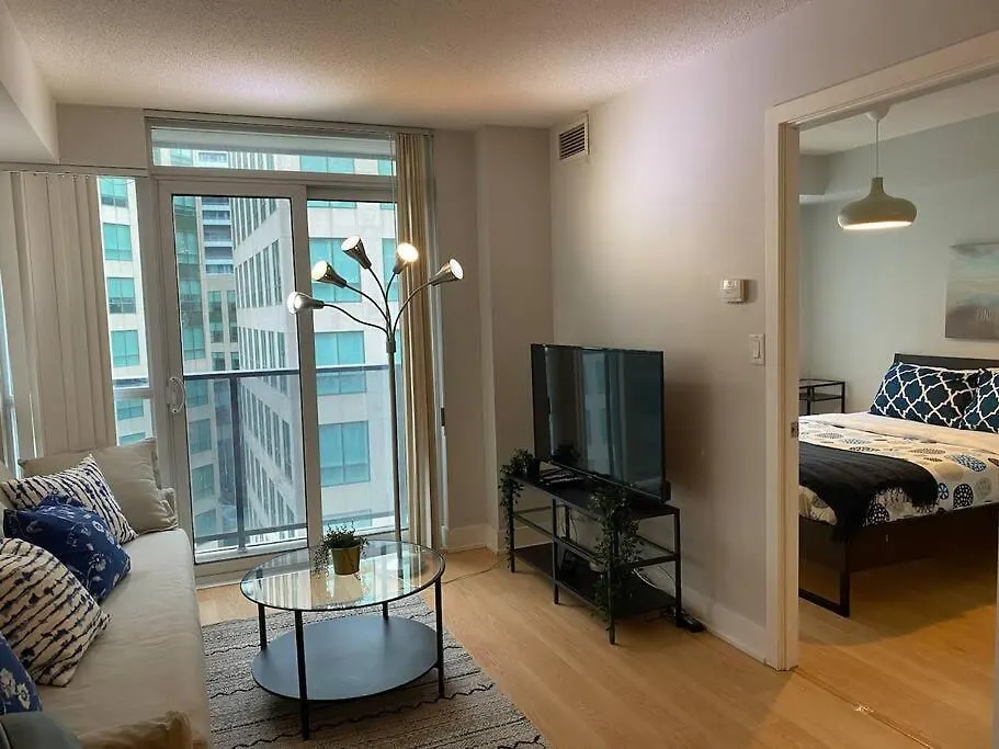 1+Den Condo With Balcony, Free Parking Toronto 0*,  Canada